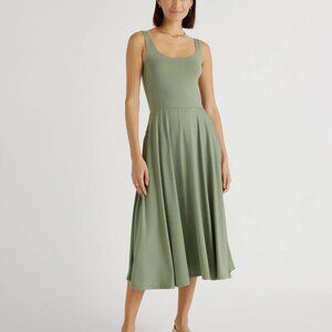 NWOT Quince Sage Green Tencel Jersey Midi Dress (Large)